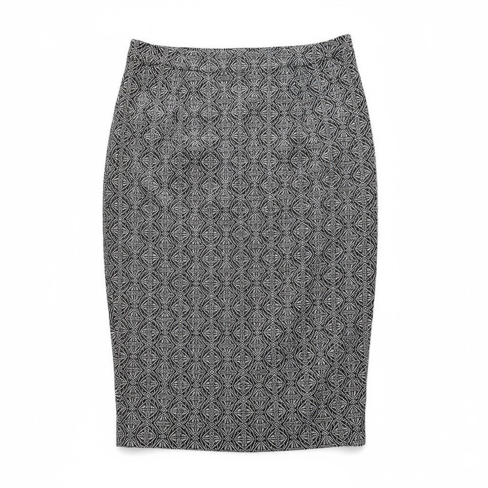 NEW RipSkirt Hawaii Black & White Geometric Print Wrap Skirt – Size XXL